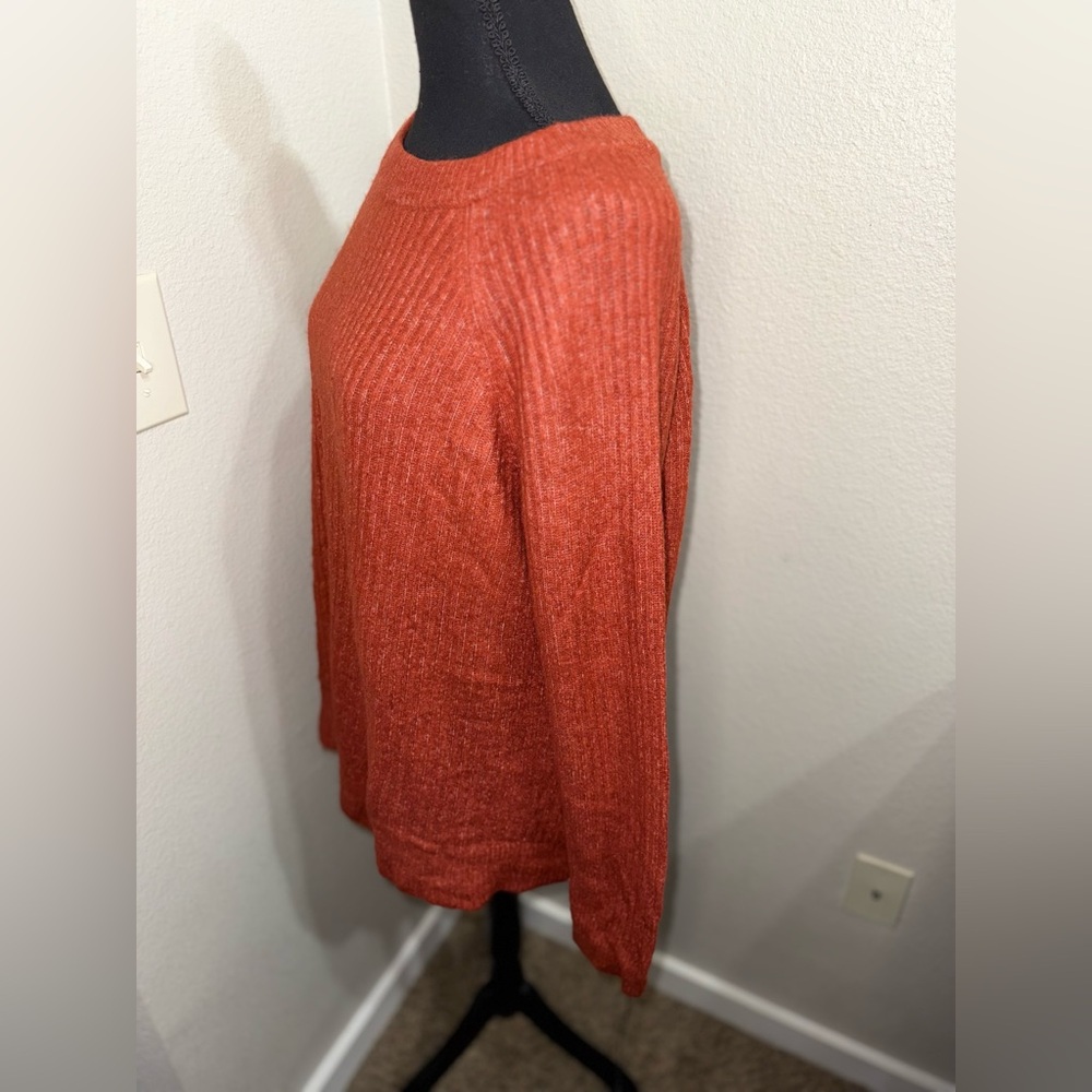 Vero Moda Rust Ribbed Sweater- Size Medium - Picture 4 of 9